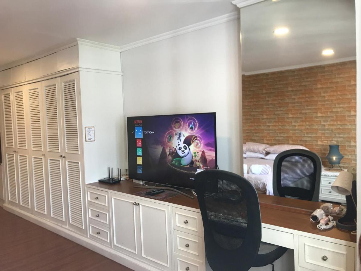 Nana Signature Apartment Bangkok